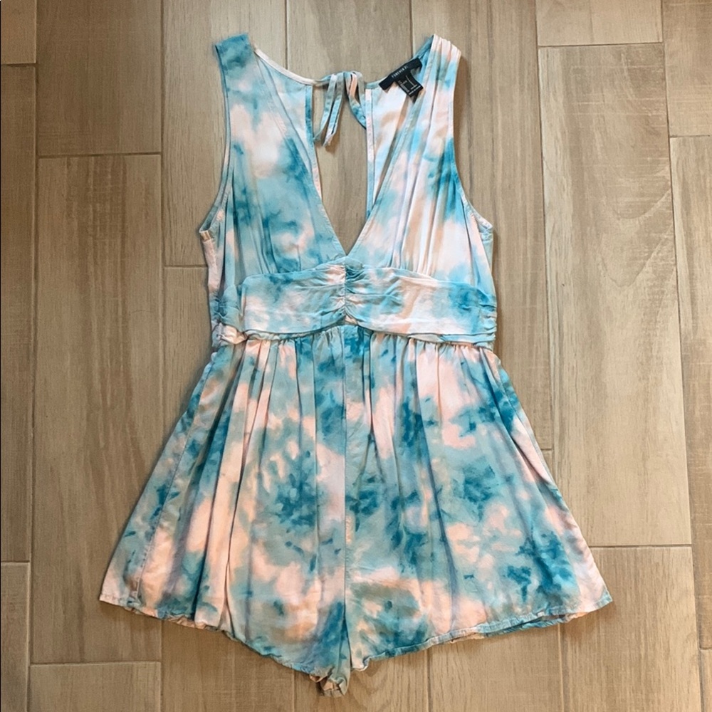 Forever 21 Blue and White Tie-Dye Romper - Women’s Small